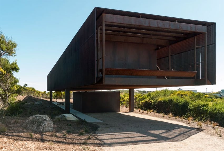 Sean Godsell architects. St Andrews beach house