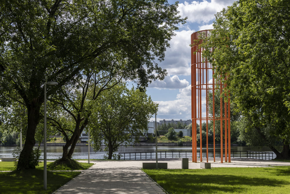 Park-on-the-Banks-of-the-Moskva-River