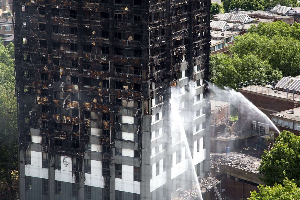 incendio grenfell tower londra