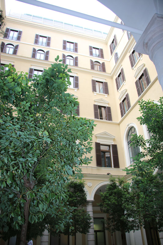 Palazzo-Marignoli-roma