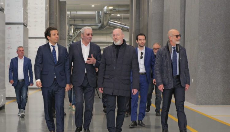 Da sinistra: Filippo Colonna, Vincenzo Colonna, Stefano Bonaccini, presidente regione Emilia-Romagna, Jacopo Colonna e Mario Paganelli