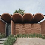 l progetto dello studio Equipo de Arquitecura, vincitore della sezione Sentirsi a casa