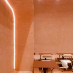 Novacolor scelto come partner dai designer di 1898 Architects per il progetto del Deuces Café le sedute a muro all'interno del locale