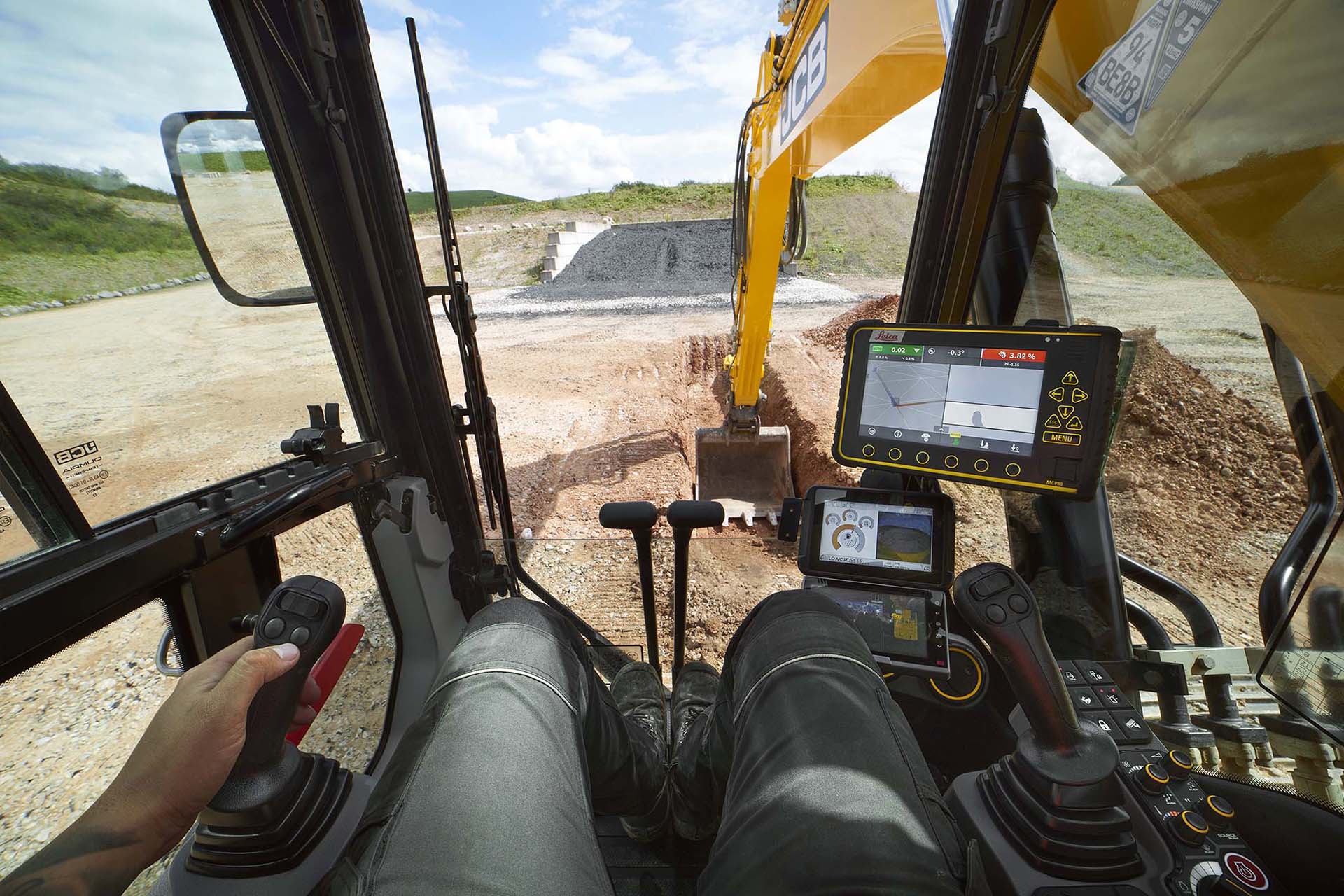 soluzioni di controllo macchina Leica Geosystems predisposte per 2D e 3D