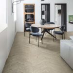 Marazzi Vivo sabbia chevron gres porcellanato effetto legno