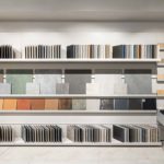 Shoroom Habimat Dov.Edil piastrelle di diverse dimensioni e diversi colori