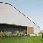 villa realizzata a Pandino in provincia di Cremona altra angolazione dell'ingresso