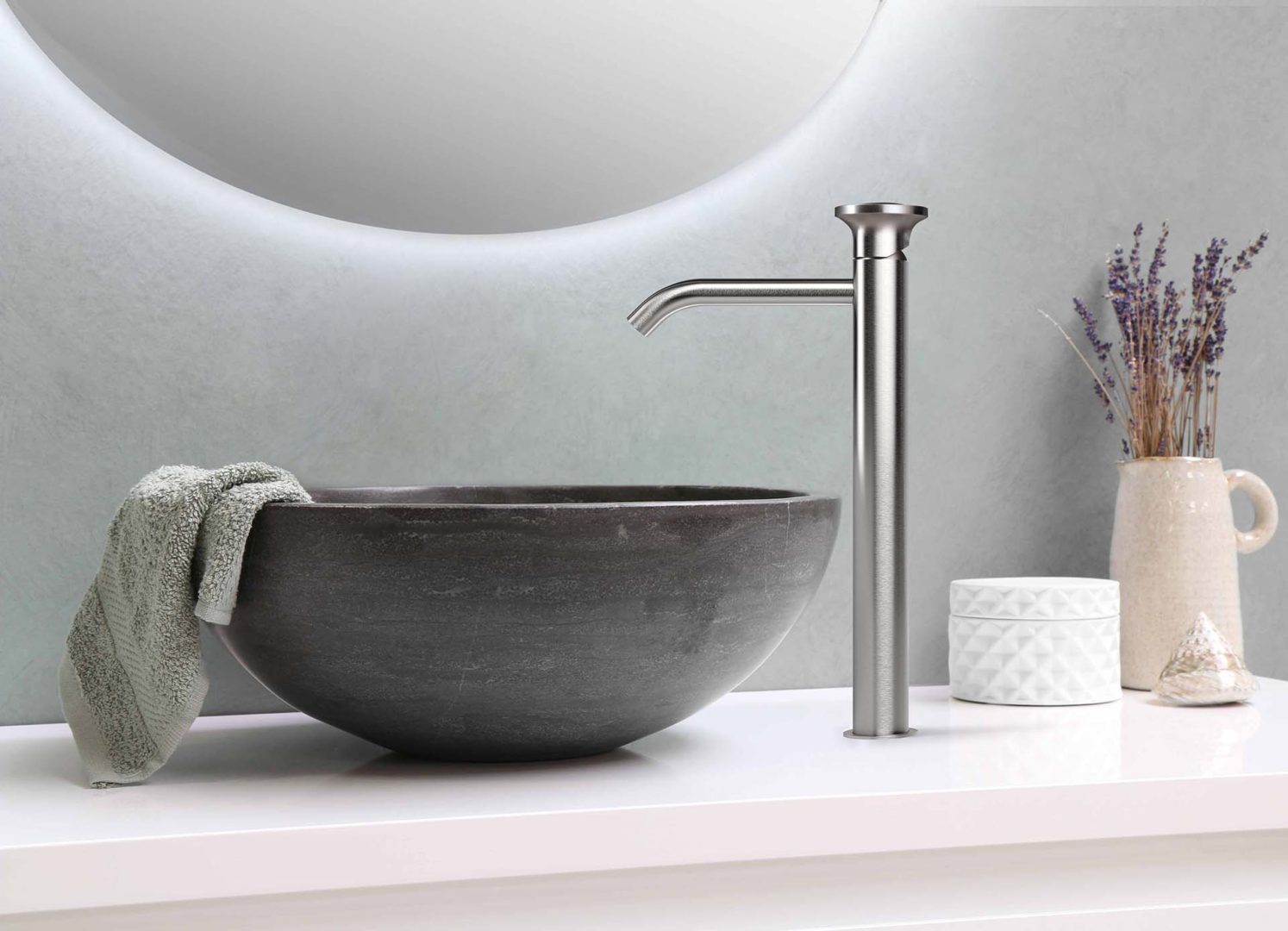 Collezione JKF di Zazzeri: rubinetto da lavabo ambientato