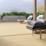 Casalgande Padana propone continuità dentro fuori parquet listoni miele