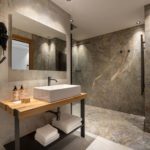 La cabina doccia è un ampio spazio relax