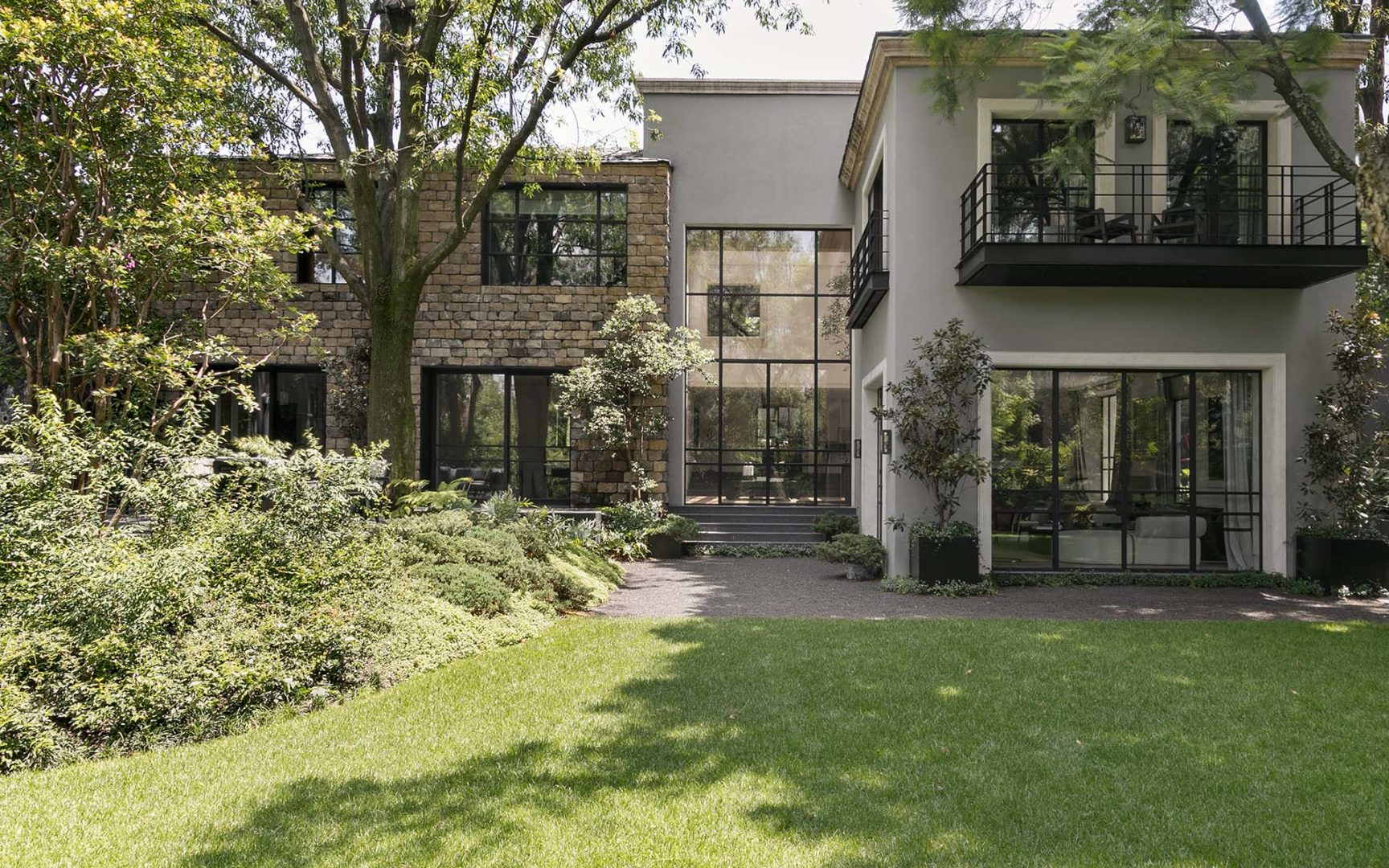 Secco Sistema Casa Pn a Città del Messico, una casa di luce