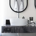 Vimar Radisson Collection Santa Sofia Milano particolare delle placche posizionate in bagno