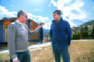 Viega il consulente tecnico Daniele Saccani (a sinistra) e il responsabile commerciale dell'hotel Pietro Bacio