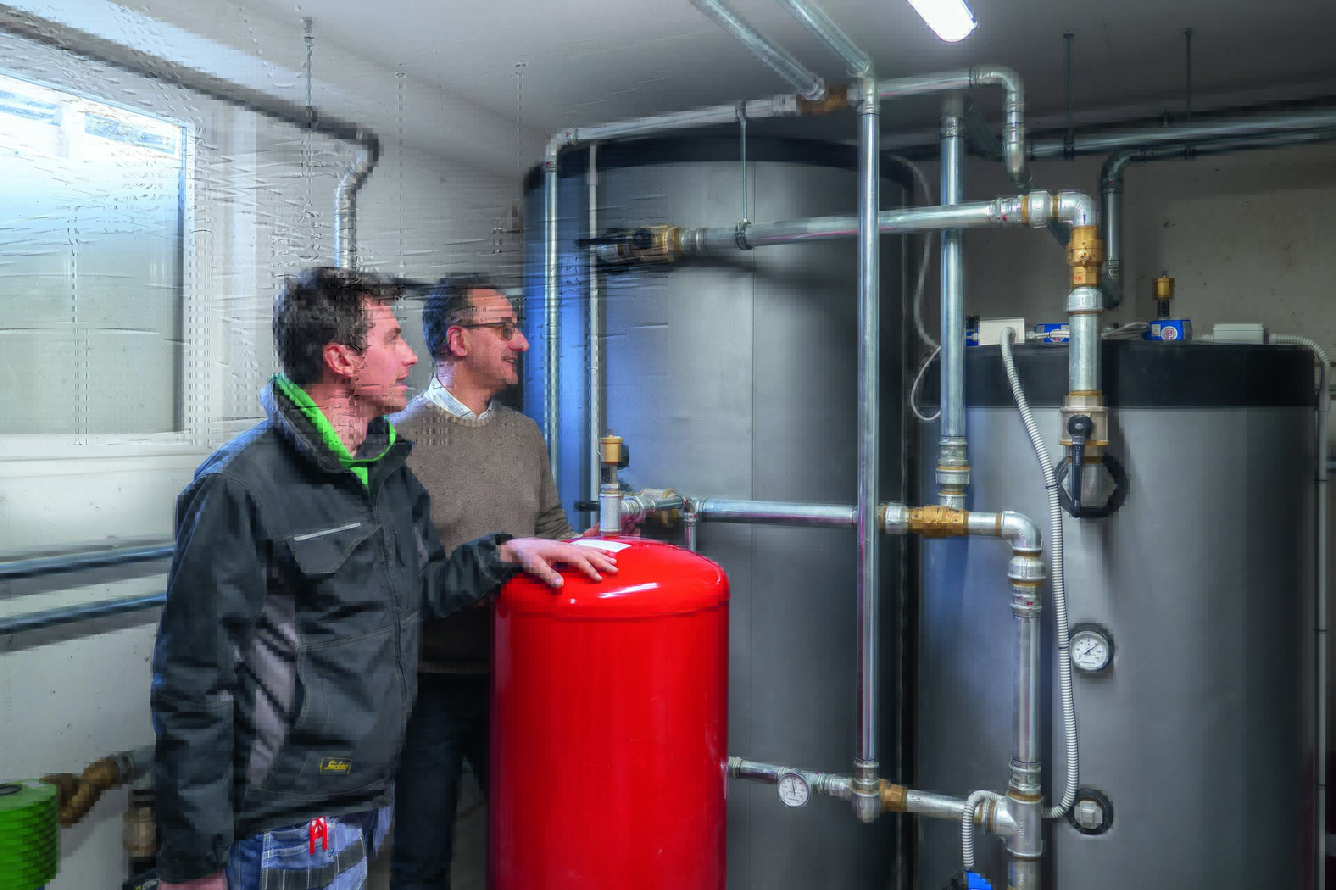 Viega l'installatore Simone Iori e il consulente tencinco Daniele Saccani