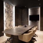 Fiandre Showroom Meeting-Room Moonlight