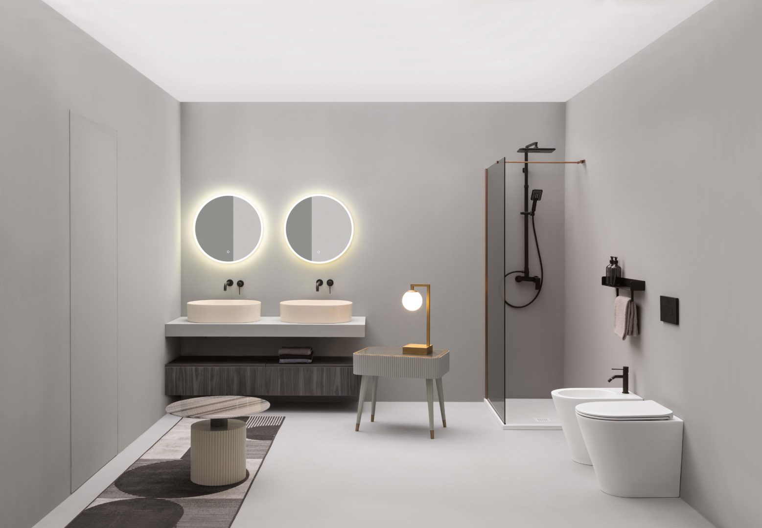 Spazio Colavene & Axa wc e bidet a terra +Trentanove bianco matt ambientato