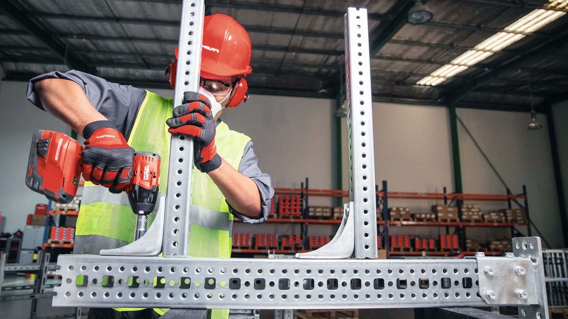 Hilti sistema Mt operatore al lavoro