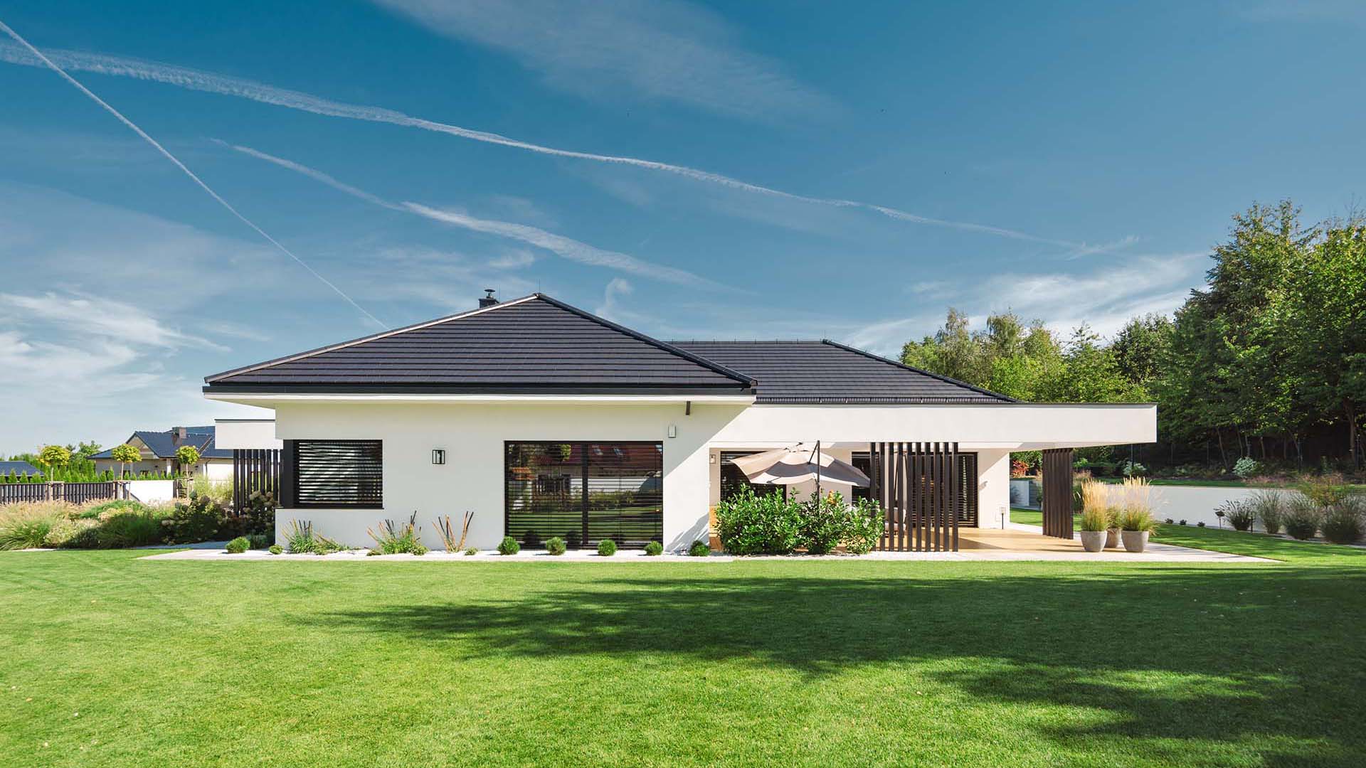 Oknoplast residenza privata Frangisole a filo