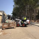 Bobcat minipala L28 versamento rifiuti