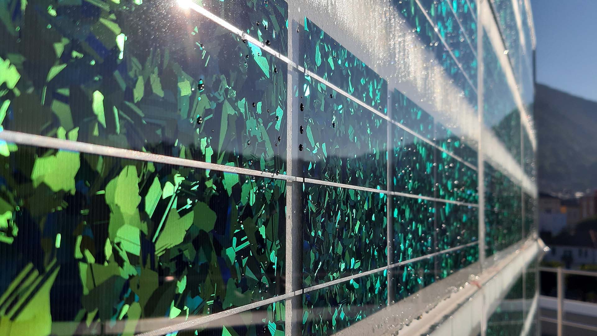Esempio di rivestimento per facciata fotovoltaica