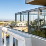 Ke pergola bioclimatica Kedry Prime installata presso l'Hotel J44 Jesolo