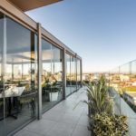 Ke pergola bioclimatica Kedry Prime installata presso l'Hotel J44 Jesolo