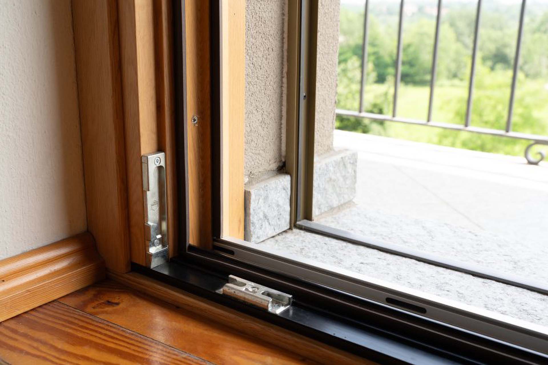 Navello soglia di portafinestra in legno della linea omero casa del quattrocento a cuneo