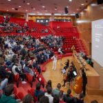 Cerimonia per la laurea a Hiroshi Amano
