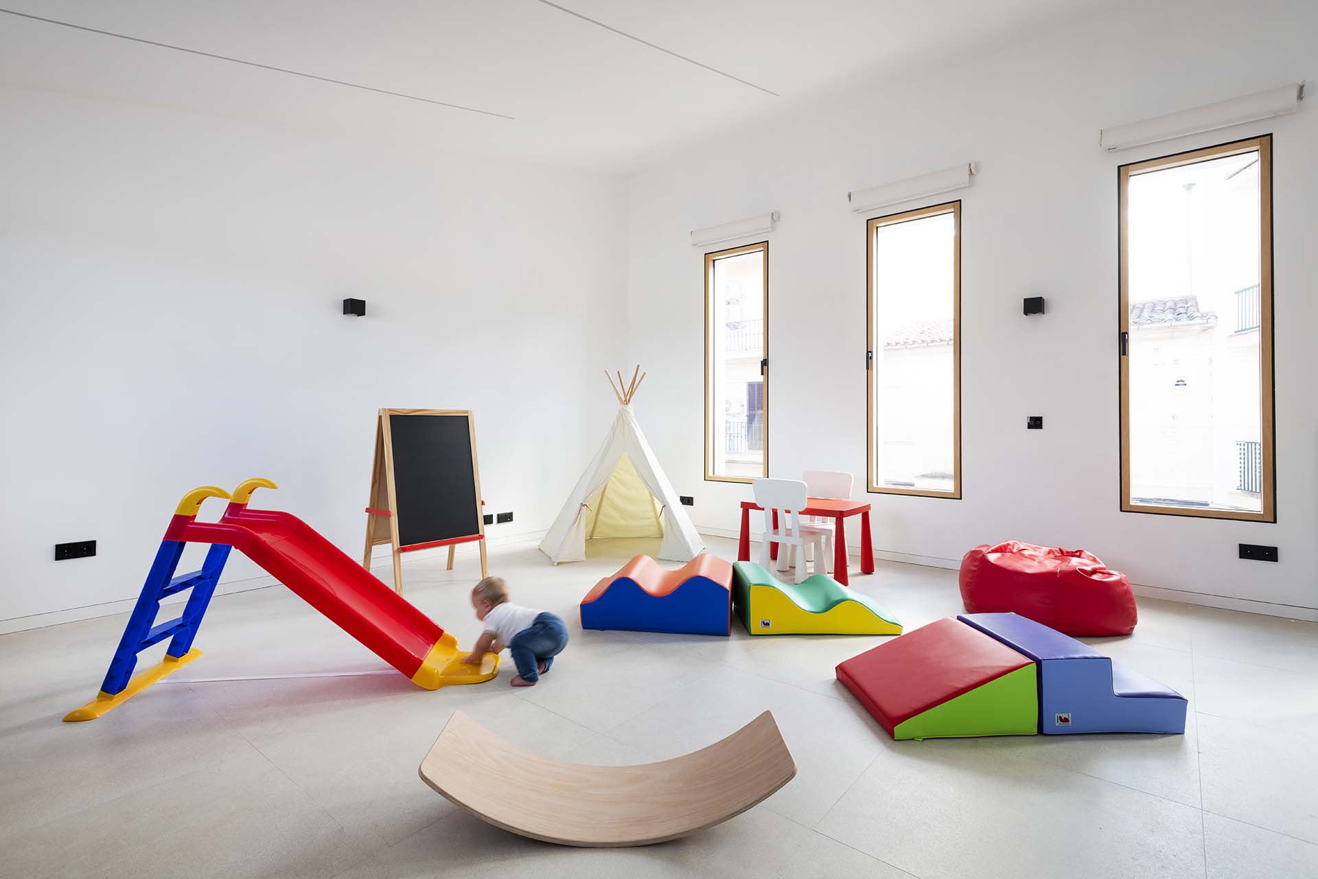 Uniform Casa Pm sala giochi per i bambini