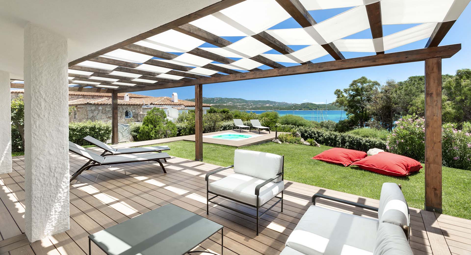Yeldo boutique hotel arzachena dettaglio del patio