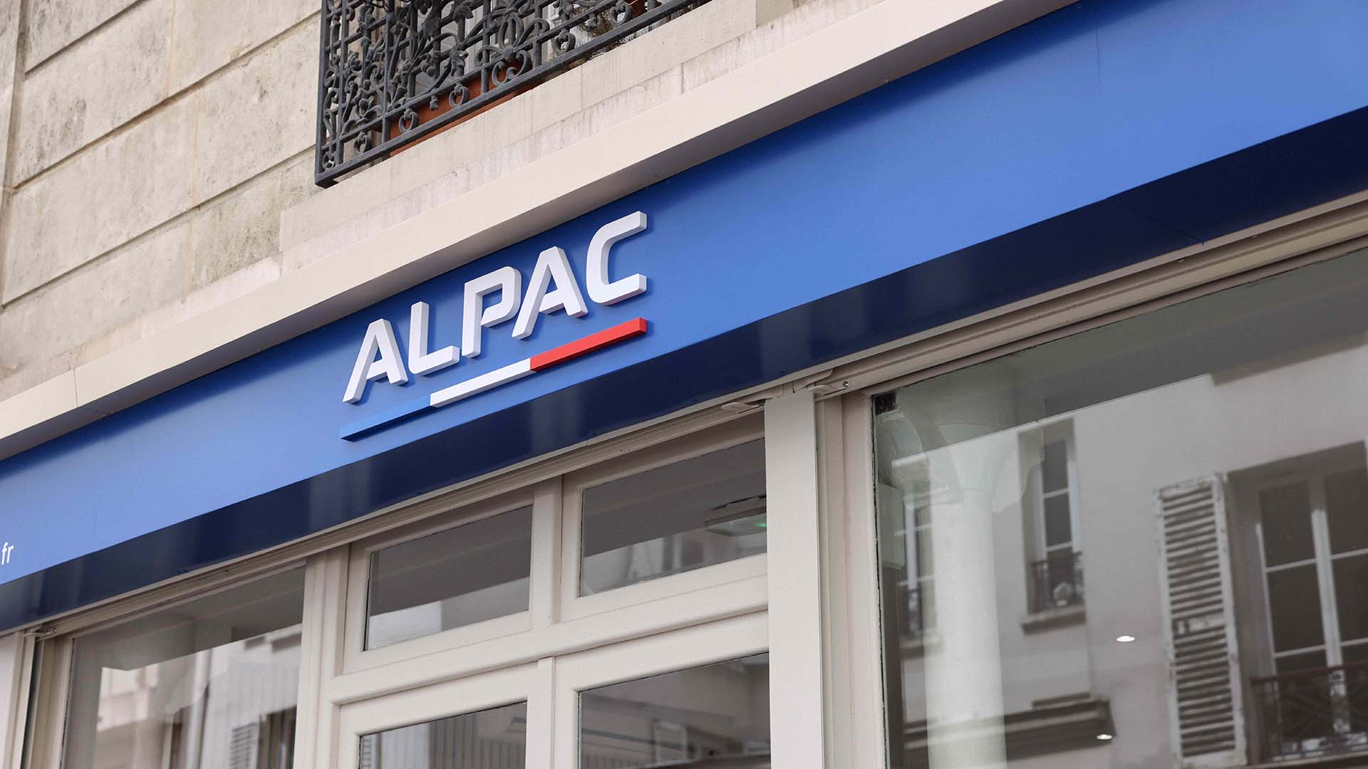 Alpac insegna nuova sede a Parigi