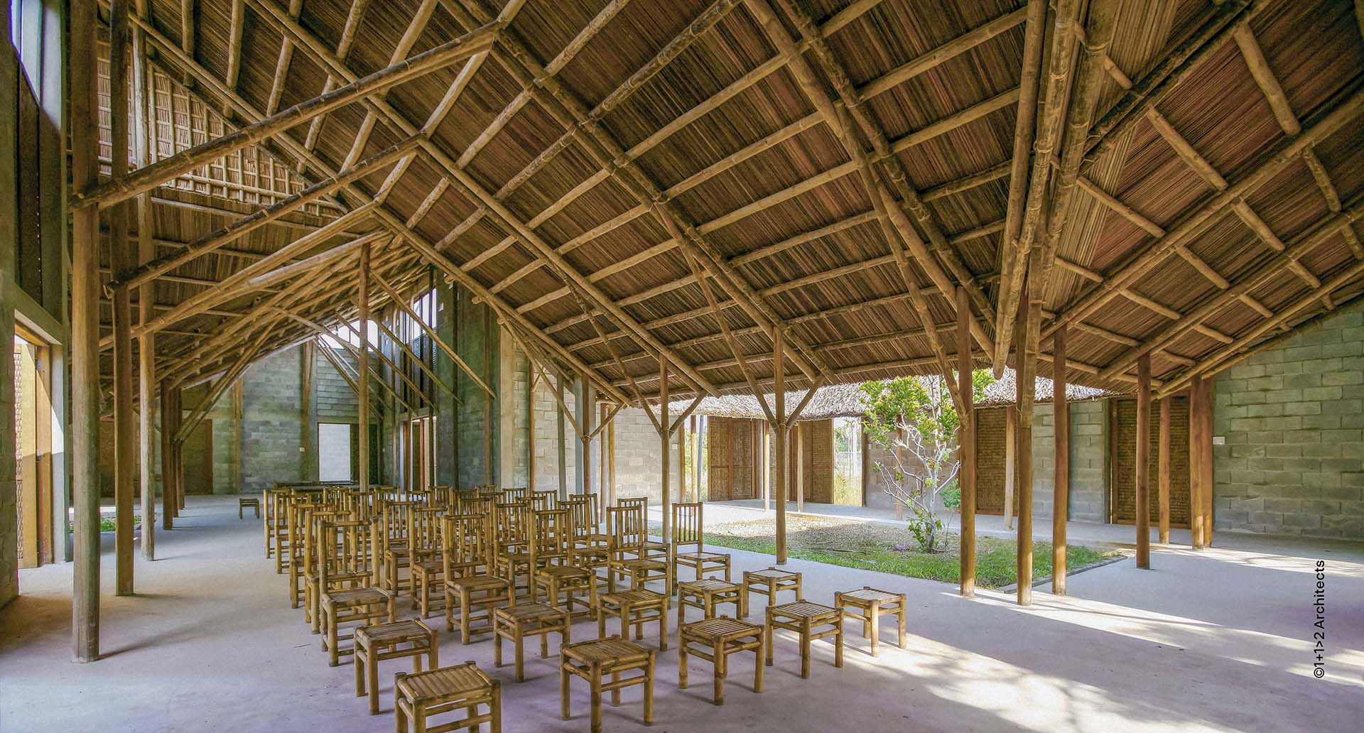 Casa Comunitaria di Cam Thanh, città di Hoi An, provincia di Quang Nam, Vietnam_scorcio interno