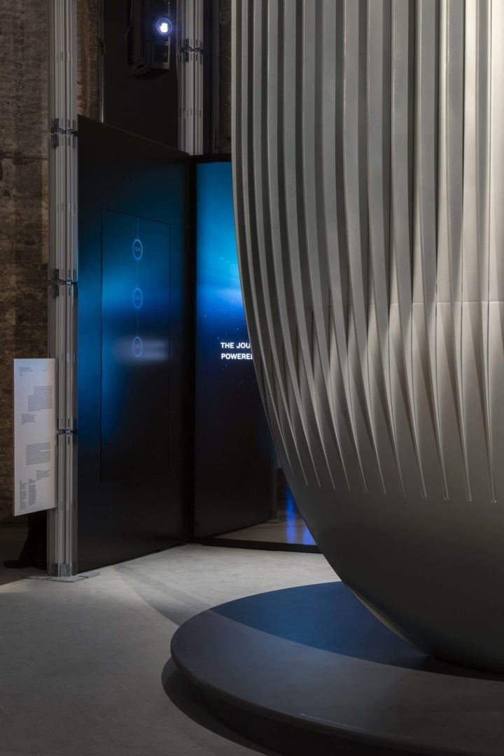 Pininfarina, Newcleo e Fincantieri Dettaglio dell' installazione @Agnese Bedini DSL Studio