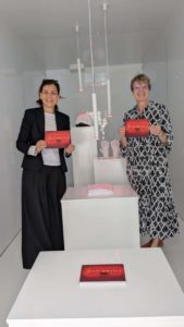 Niederstaetter l'interno di Girls Wanted