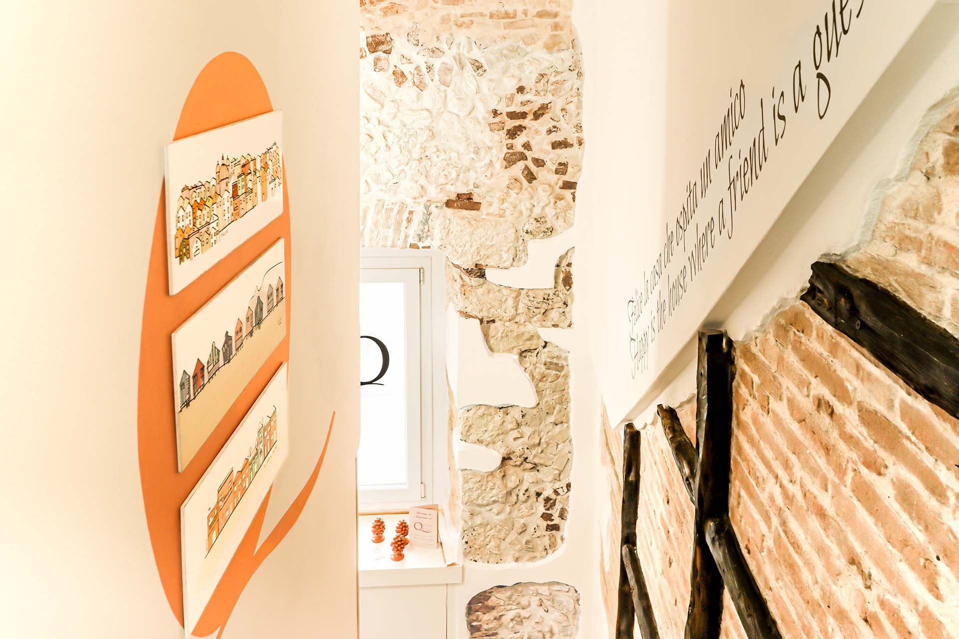 Boero dettagli dell'ingresso del B&B di Cagliari