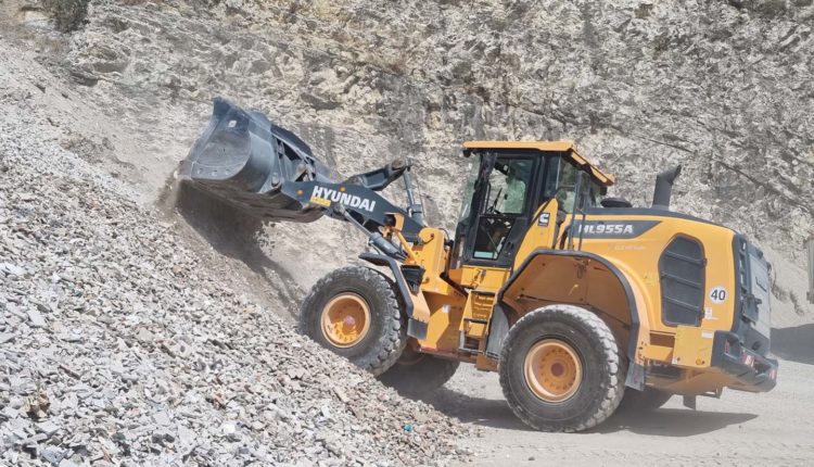 Hyundai pala gommata Hl955A