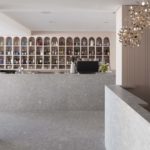 Lea Ceramiche collezione Side Stone per il bar dell'hotel Imperiale di Gatteo a mare (Forli Cesena) ©Alvise Raimondi