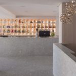 Lea Ceramiche collezione Side Stone per il bar dell'hotel Imperiale di Gatteo a mare (Forli Cesena) ©Alvise Raimondi