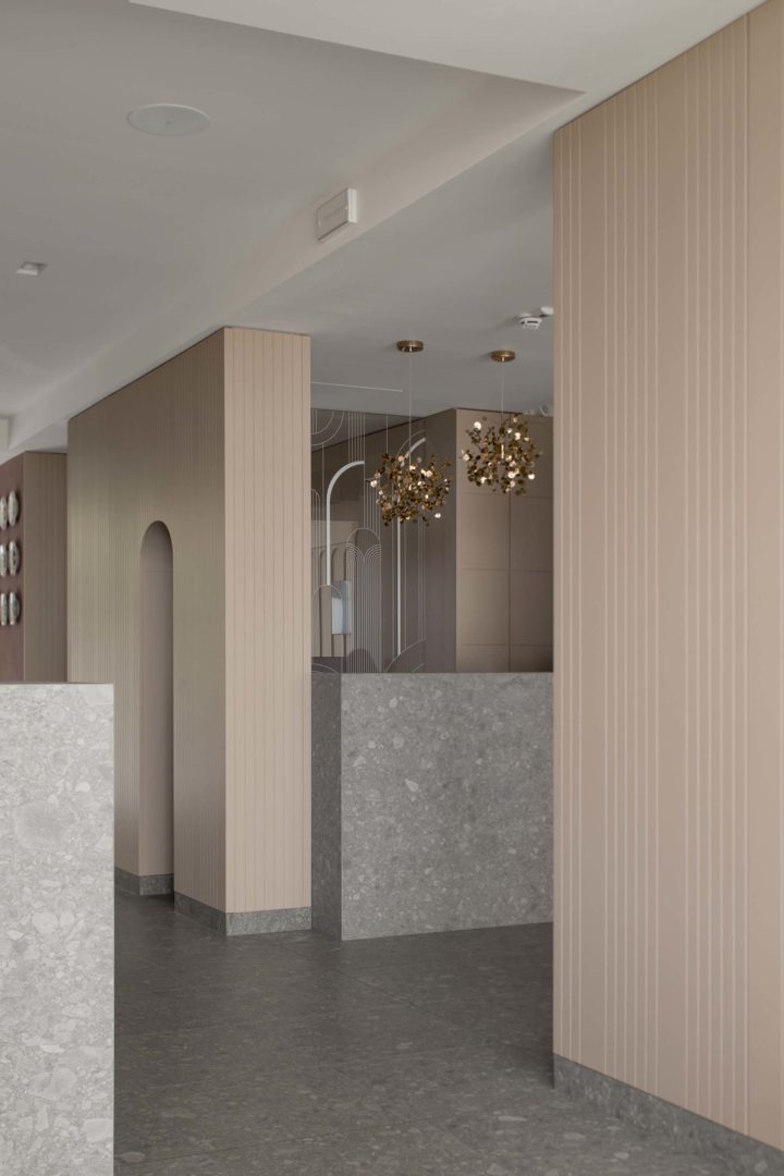 Lea Ceramiche collezione Side Stone per l'ingresso dell'hotel Imperiale di Gatteo a mare (Forli Cesena) ©Alvise Raimondi