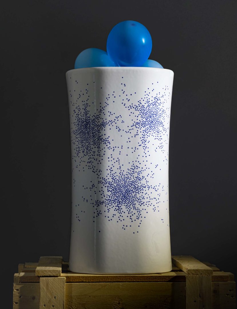 Alessandro Mendini decoration blu on Nativo washbasin Azzurra Ceramica ©Claudio Codegoni