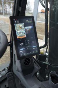 Develon escavatore gommato Dx165Wr ©Luc Hilderson