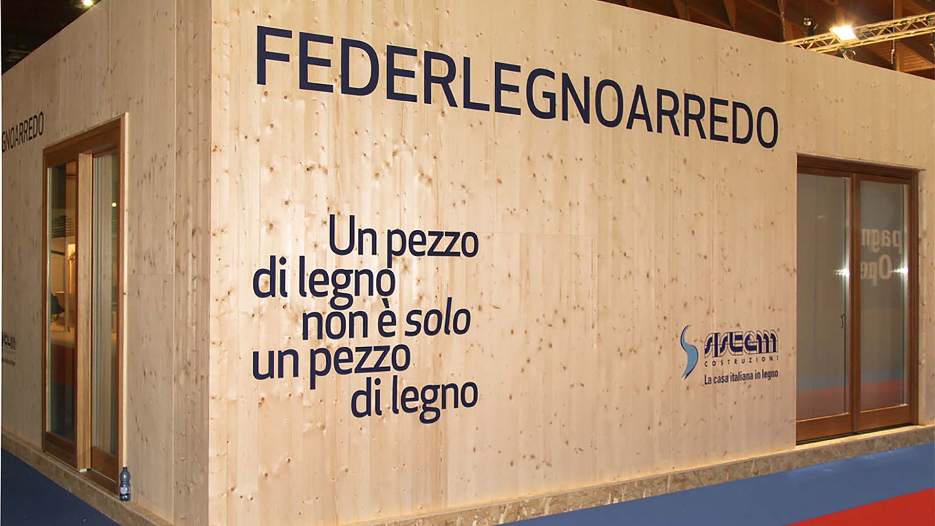 FederlegnoArredo stand al meeting di Rimini