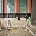 Montaggio della facciata del Bridge Building