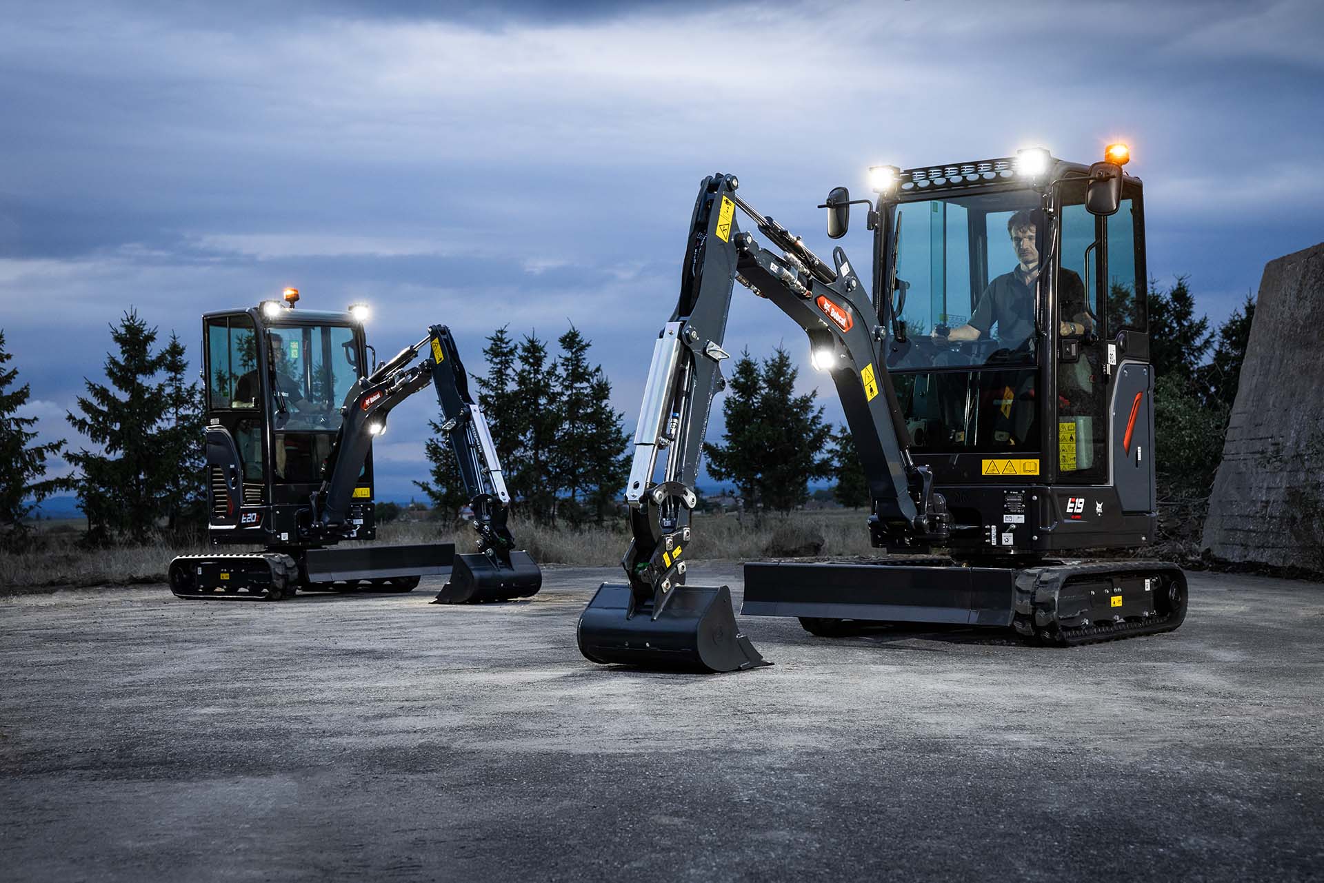 Bobcat 1-2t Mini Excavator Premiere Launch Edition