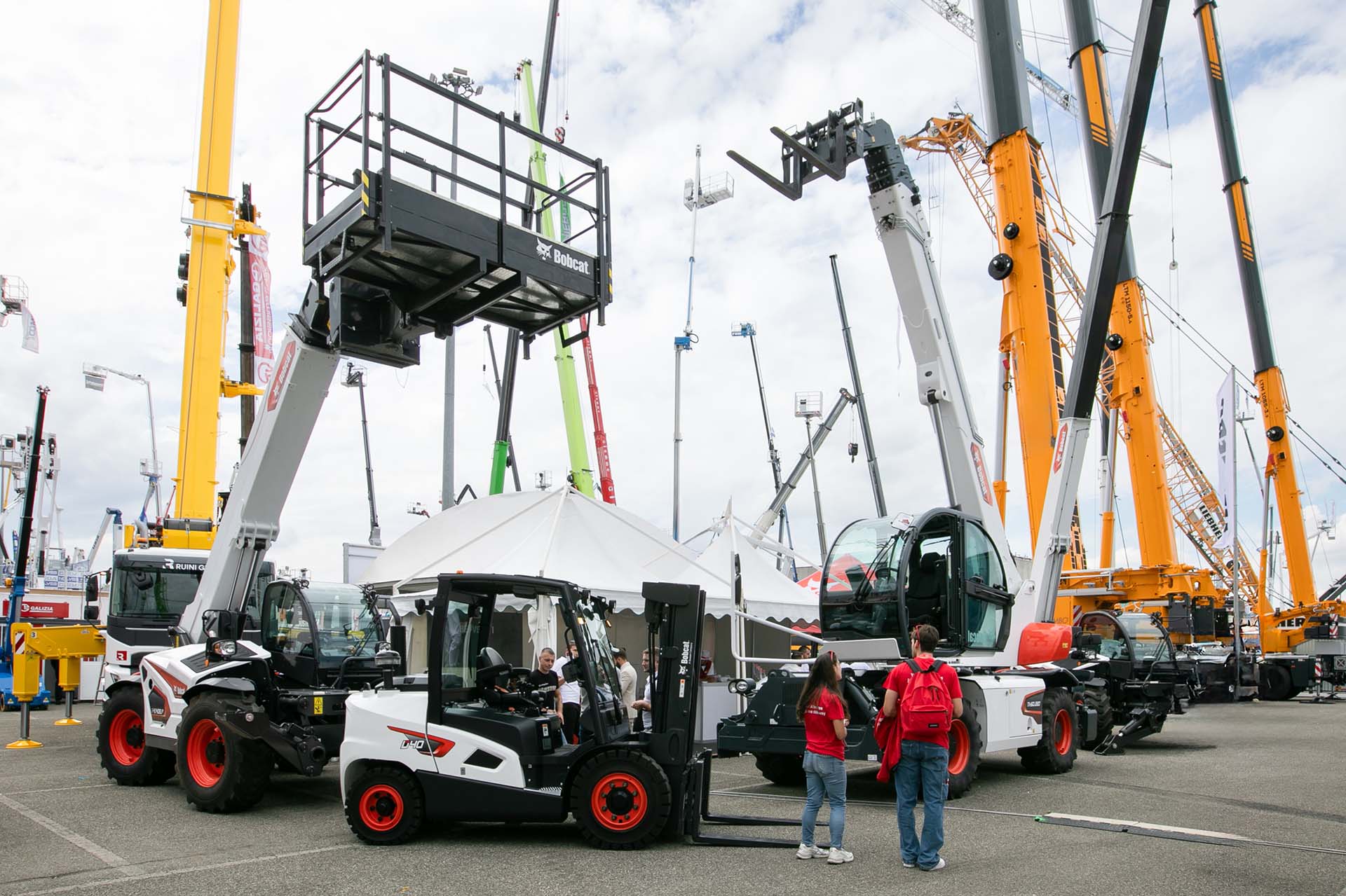 Bobcat lo stand alle Gis