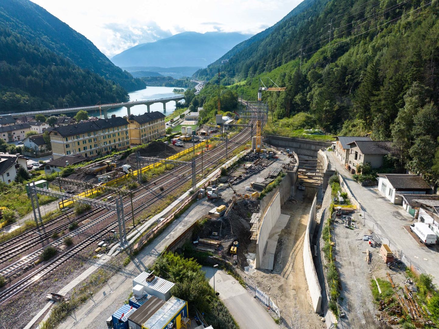 Heidelberg Materials Il cantiere di Riol (Italia) contribuisce a rendere il tunnel più sicuro e a migliorare la qualità della vita degli abitanti di Fortezza