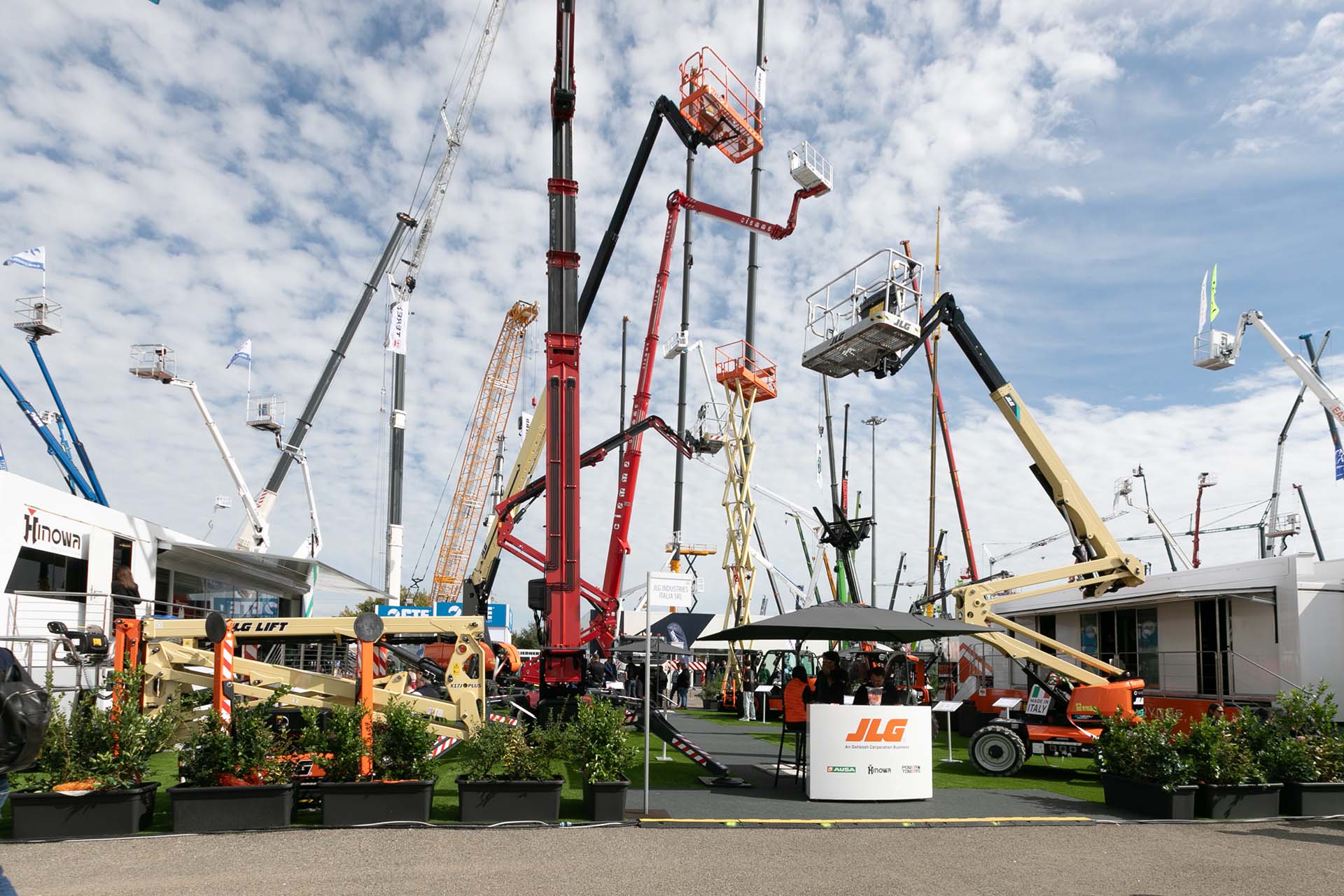 Jlg stand al Gis 2025