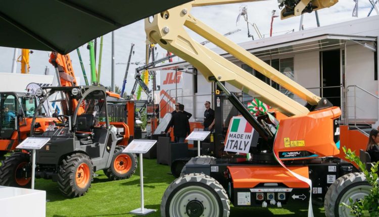 Jlg stand al Gis 2025