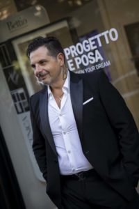 Progetto e Posa il fondatore Giovanni Fanelli