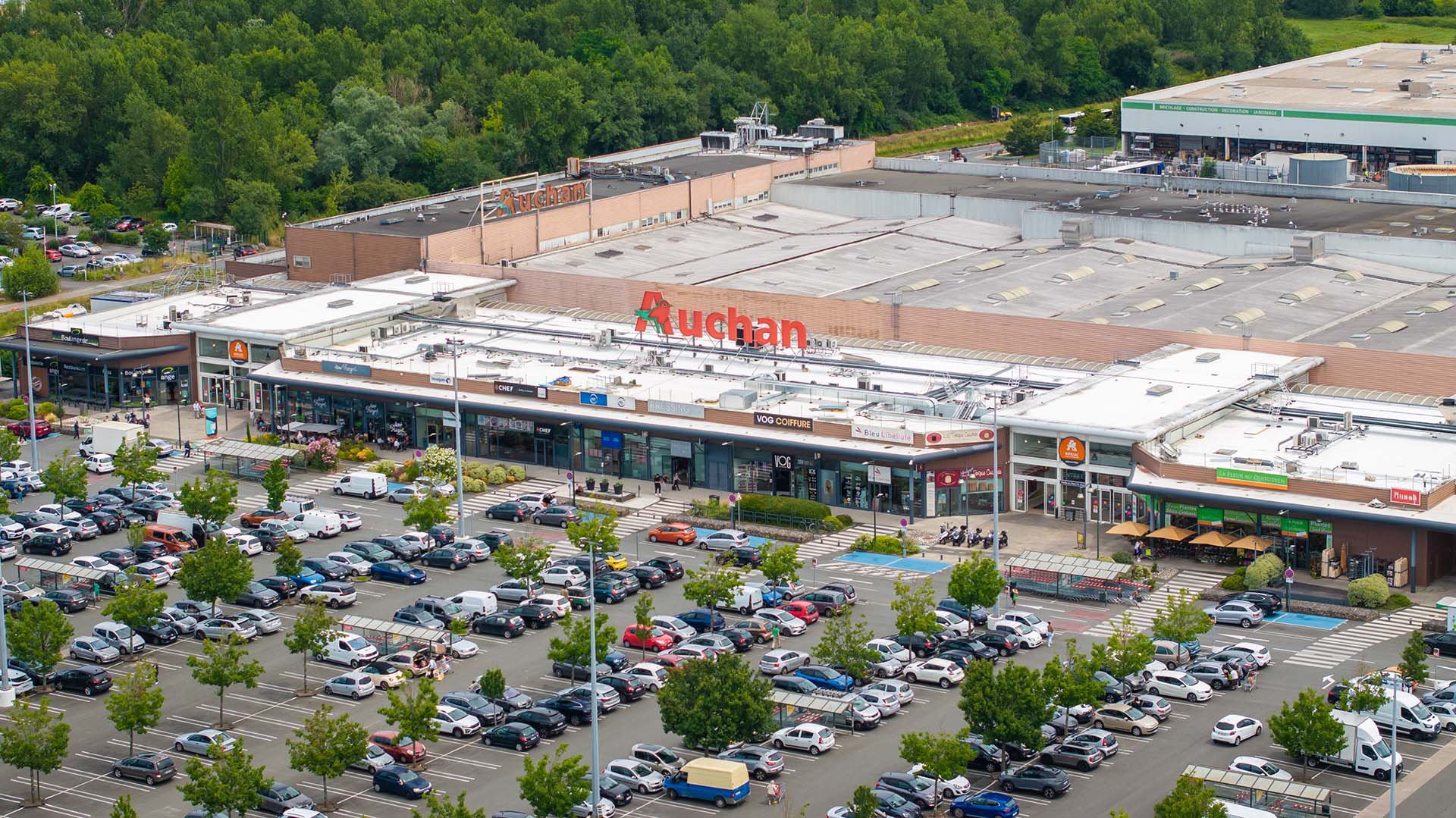 Renolit Alkorplan Bright per la copertura del Centro Auchan di Bordeaux